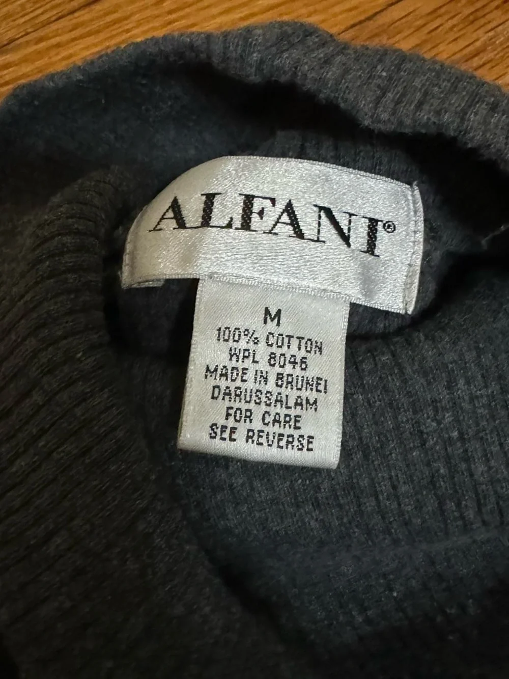 vintage alfani dark grey turtle neck